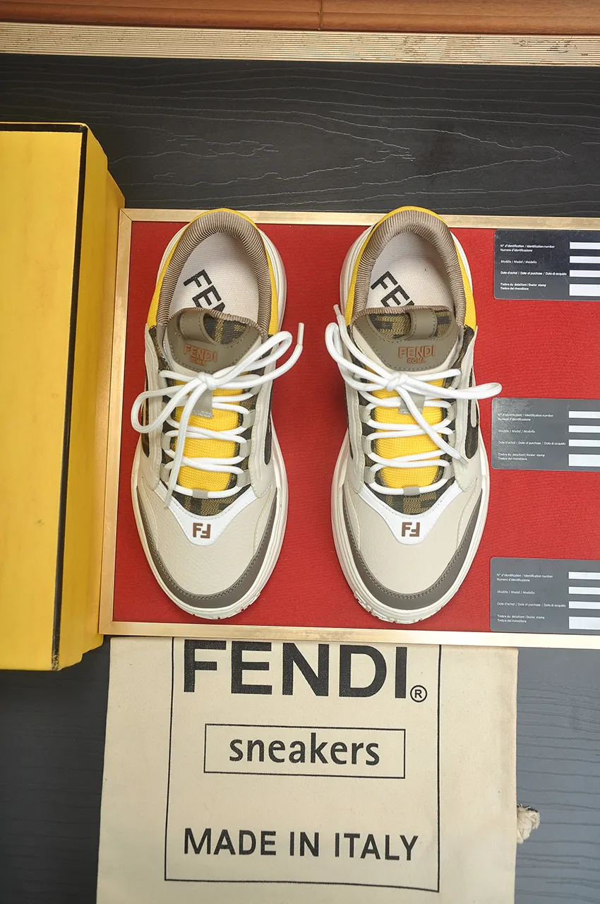 Men's shoes 💰600💶 [Fendi] The latest casual sports shoes 🔥 Many 💑 stars have the same style FD match. The original version is a one-to-one replica. Designer Kim Jones's first fendi match and Donkey brand Trainer basketball sneakers. Material: Original silk mesh. Lining: Breathable mesh. Packaging: Original 1:1 matching high-end packaging. Size: 38-45 (45 is custom-made and cannot be returned or exchanged)